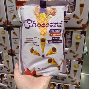 Thai Imported Hazelnut Chocolate Wafer Tubes, Bagged, with Crushed Almonds, Multi-Layered Texture, Snack Chocolate Crispy Tubes