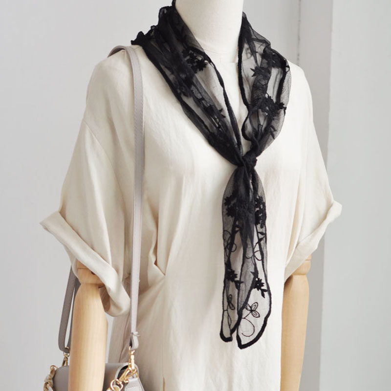 Lace triangle towel adult yarn towel female summer light thin scarves small scarves strips black white embroidered little silk scarves-Taobao