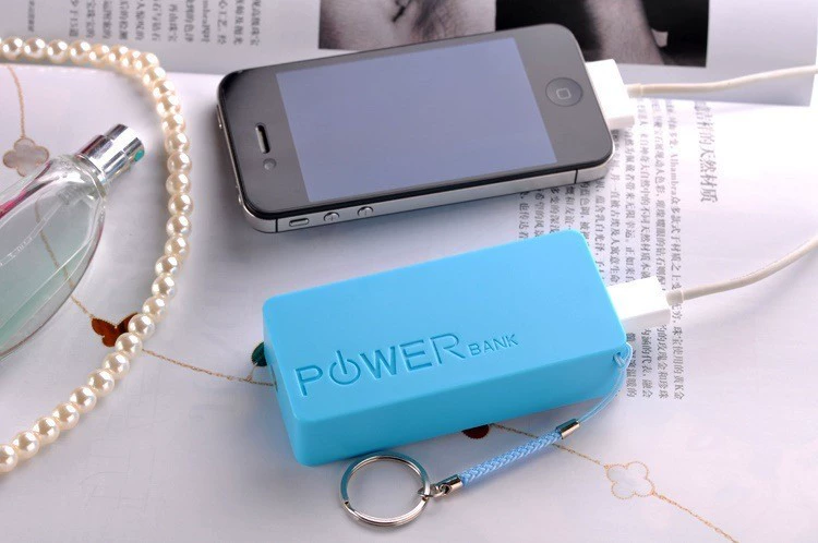Hương II nhỏ điện thoại di động sạc Po 5600 mA Factory Outlet lớn nhà máy nước hoa trực tiếp - Ngân hàng điện thoại di động