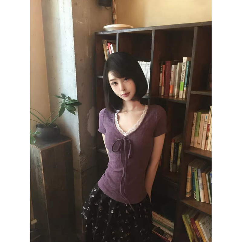 Plus-Size Korean-Style Lace Patchwork Tie V-Neck Short-Sleeve T-Shirt for Women, Summer Slim-Fit Flattering Top