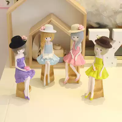 Beauty resin doll home living room TV cabinet resin decoration creative gifts to give girlfriend wedding room decoration