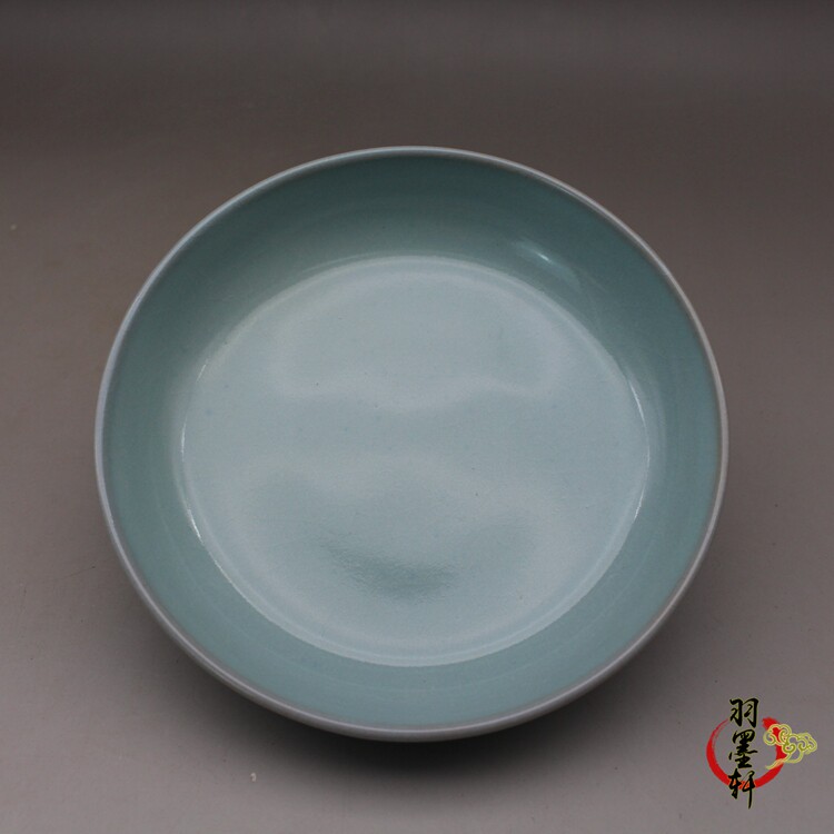 Antique Porcelain Song Dynasty Ru Kiln Sky Blue Glaze Crack Glaze Pen Wash Small Plate Butterfly Antique and Antique Ceramic Collection