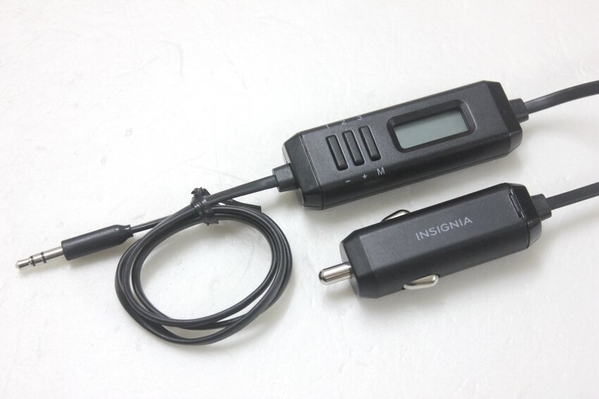Mỹ xe stereo FM transmitter NS-M35FMT điện thoại iPodMP3 phát - Phụ kiện điện thoại trong ô tô các loại giá đỡ điện thoại trên ô tô
