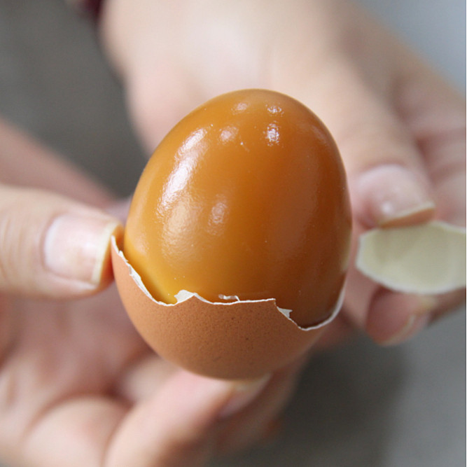 Bodybuilding 100 ready-to-eat baked eggs 40g * 30 Korean dramas Han-style Sweaters knock on Korean flavored small snacks