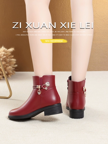 Туфли для кожаной обуви, лебедь для пожилых людей, короткие сапоги, зимние ботинки, из натуральной кожи, мягкая подошва, для среднего возраста, осенние