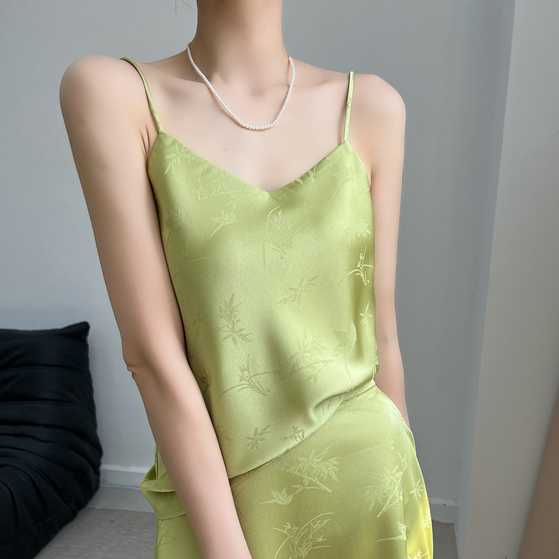 New Chinese-Style V-Neck Bamboo Leaf Camisole Pants Skirt Set for Women, Summer Outerwear, Commuter Style, Satin Texture Top New Chinese-Style V-Neck Bamboo Leaf Camisole Pants Skirt Set for Women, Summer Outerwear, Commuter Style, Satin Texture Top