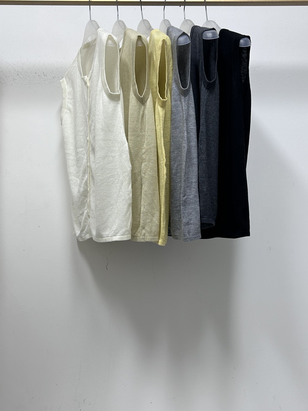 Top-Notch Quality! Super Elegant ~ 3000+ in Stock, Fine-Spun Silk Cashmere Round-Neck Vest Cardigan
