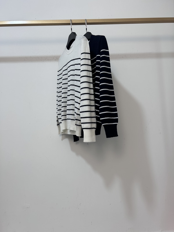 Close Your Eyes and Buy It! the Beloved Sea-Soul Sweater Is a Relaxed-Fit Silk-Cashmere Round-Neck Striped Knit Top with a Super Cool Feel