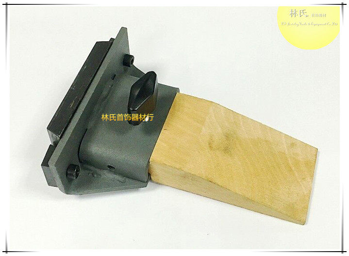 Wood Bench Stopper Clamp Bench Wood Fixed Iron Bracket Clamp Bench Wood Iron Clamp Jewellery Gold Work Table Free Of Punch Deacon Dressing Table