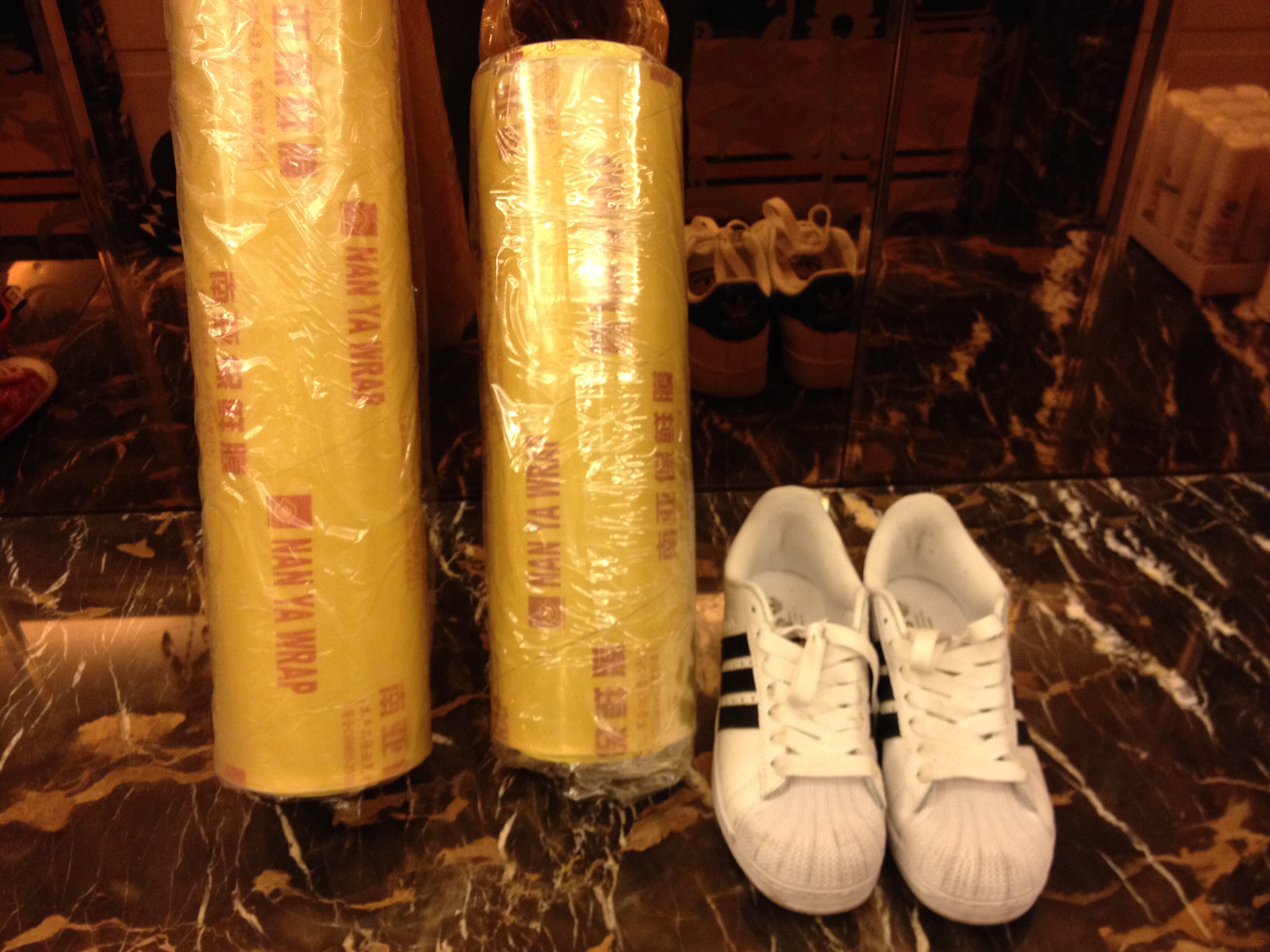 Large volume South Asian refreshing film 45CM* 400M sneaker wrapping film casual shoes packaging film high transparent