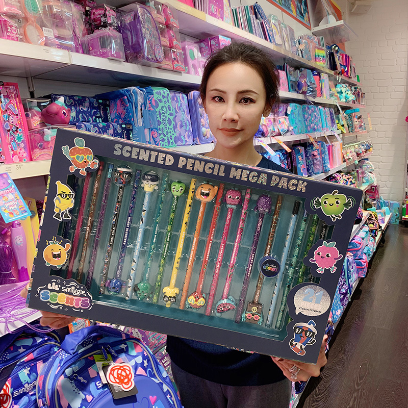 Australian smiggle school season for male and female students stylishly colored HB pencil curly pencil knife suit children gift boxes