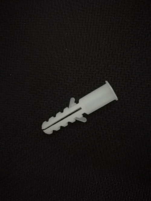 Size 6 Plastic fluffy pipe white fluffy pipe plastic rubber plug screw rubber plug wall plug pipe 500 only bag