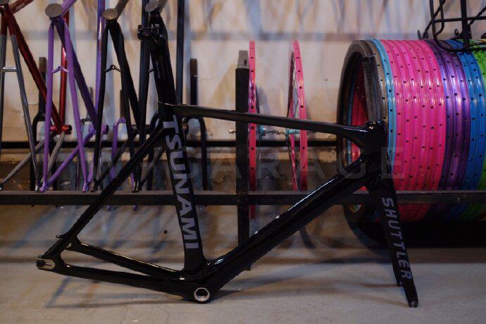 Tunami speed Nami tsunami shuttle carbon frame venue dead fly carbon fiber frame