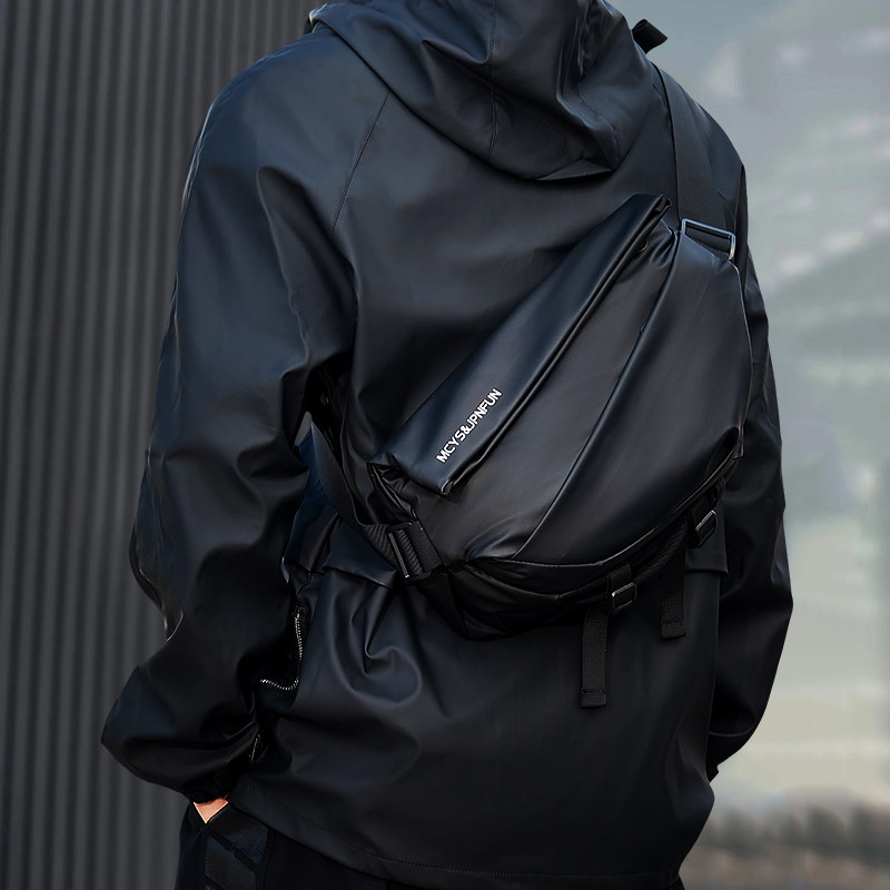 Men's chest bag skew satchel with magnetic suction button multifunction single shoulder bag Leisure riding sport Functional Postgap Backpack-Taobao