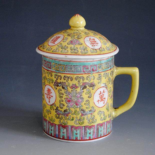 Jingdezhen Ceramics Cultural Revolution Porcelain Factory Goods Huang Wanshou boundless traditional old teacup ornaments antique antique collection