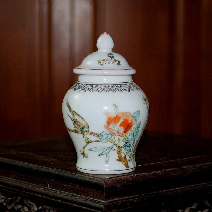 Jingdezhen Ceramic machine Cultural Revolution Porcelain Old Factory Goods 567 Porcelain 567 Porcelain Factory Powder Color General Pot Ancient Play Collection Pendulum
