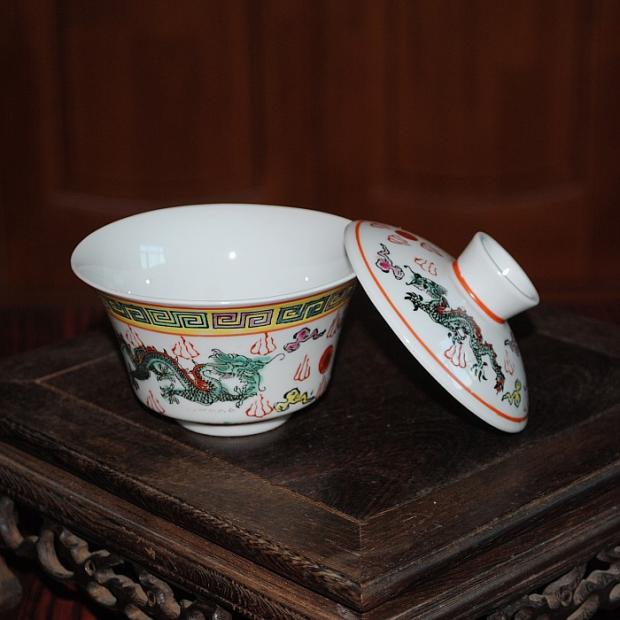 Jingdezhen Gốm Sứ Wenge Sứ Nhà Máy Hàng Hóa Đỏ Wanshou Wujiang Bìa Bát Vàng Xanh Retro Wedding Tea Set Cup Cup