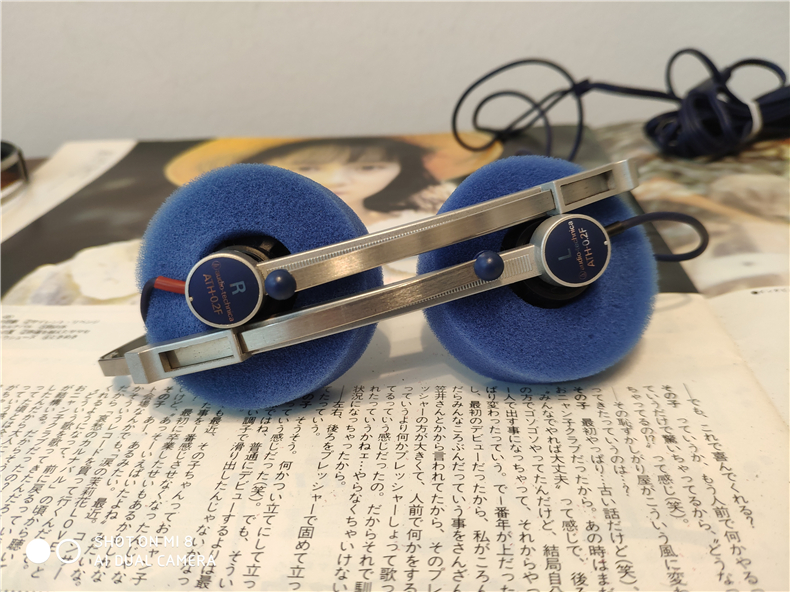 Audio-Technica classic small head wear 0 2f Point2F folding headphones retro retro walkman walkman