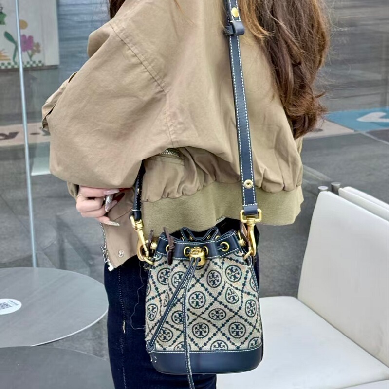 Authentic American Outlet Women's Bag New Monogram Mini Drawstring Bucket Bag Single Shoulder Crossbody Bag Accessories