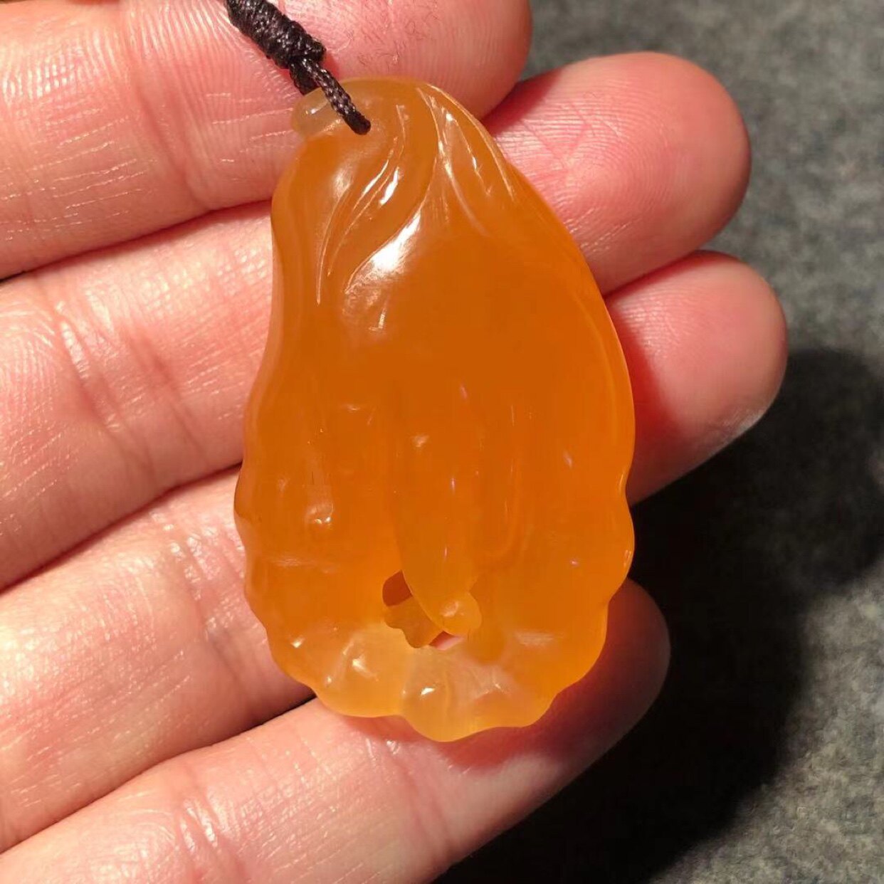 Natural jade gold fields yellow hands with buddheist fowate bat jade fish Yuanbao Pendant Pendulum for a property Villa Residence