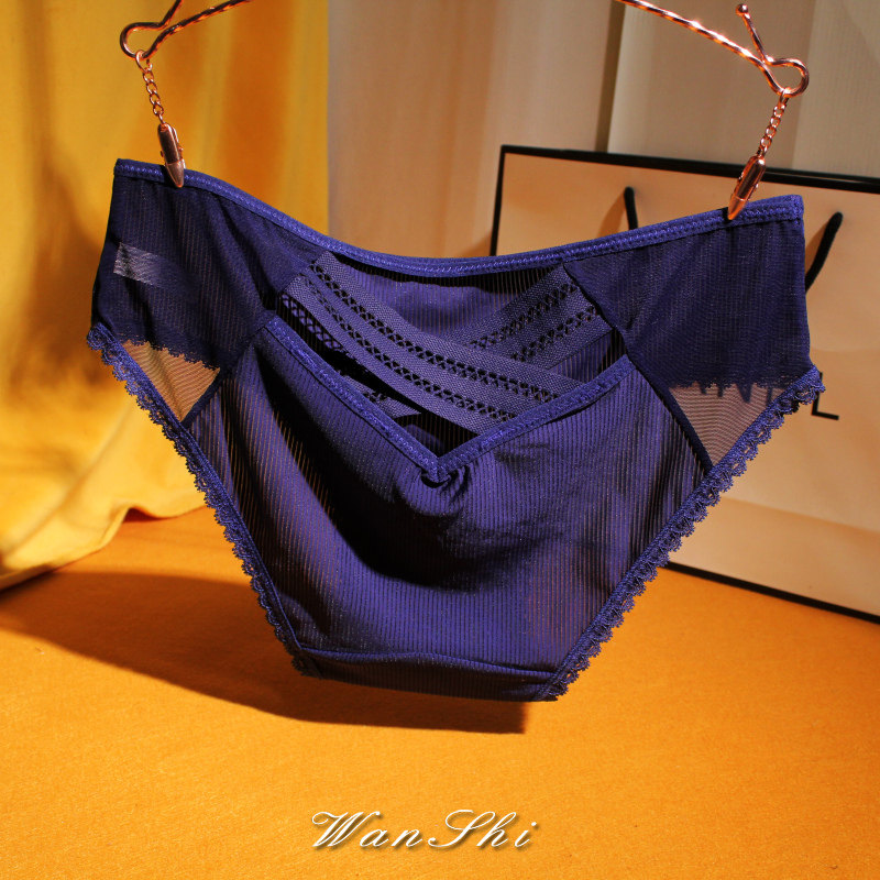 Good material (dark tattoo ice silk) underpants female feeling thin back cross lace hollowed-out mistress lady triangle pants head