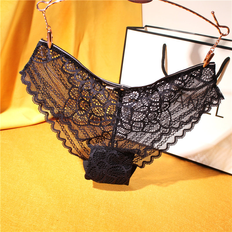 Good Goods EUROPE AND EUROPE TRANSPARENT PERSPECTIVE SEXY LACE SEDUCTION LADY UNDERPANTS FEMALE MID LOW WAIST TRIANGLE PANTS DAY ENSEMBLE