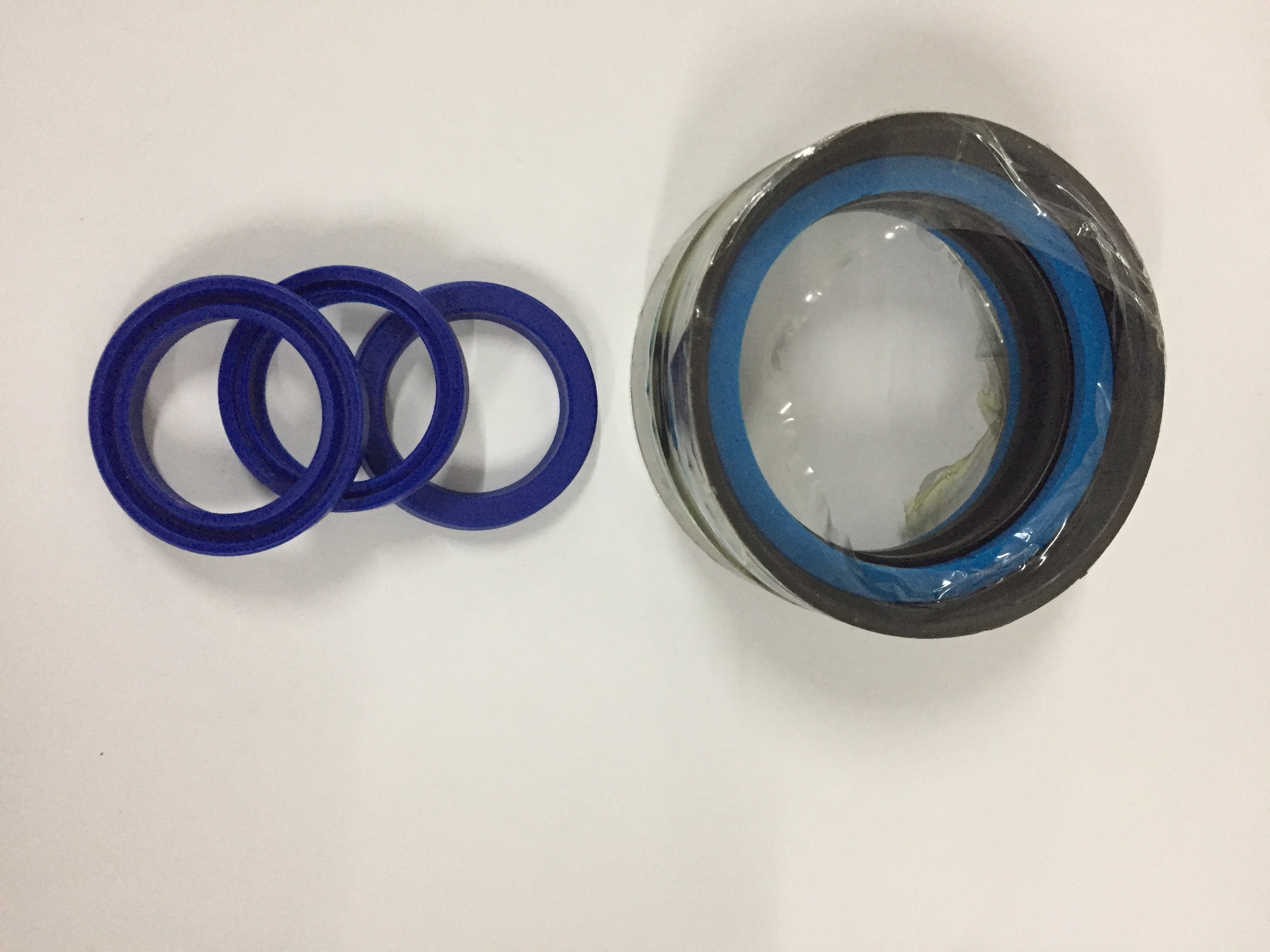 Guangzhou Gaochang four-column lift accessories Gaochang four-column lift oil cylinder oil seal