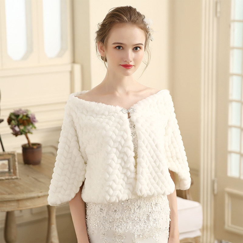 Fur Shawl New Bridal Bridal Dress Exterior Hitch Soft Cloak Drill Button short sleeves Sleeveless Wedding wool shawl