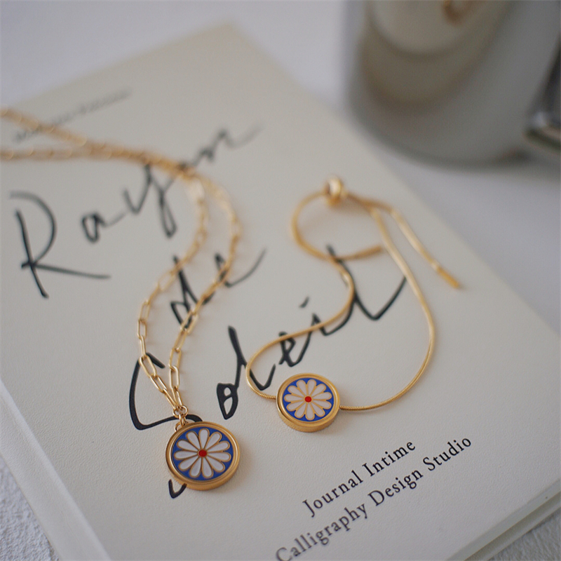 Fashion Daisy Titanium Steel Enamel Bracelets Necklace 1 Piece