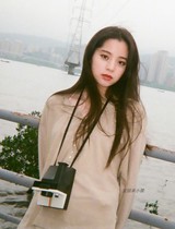 Polaroid rainbow machine white rainbow red button green button Polaroid SX70 one imaging gift Ouyang Nana with the same