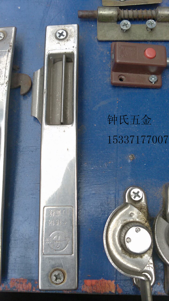 Thickened wooden door sliding door buckle stainless steel door bolt door buckle door lock buckle door and window bolt insurance anti-theft door safety buckle