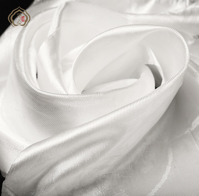 Ah Xi Hatha Tibetan characteristics A Xi pure white auspicious Hada ethnic style trumpet 40 articles