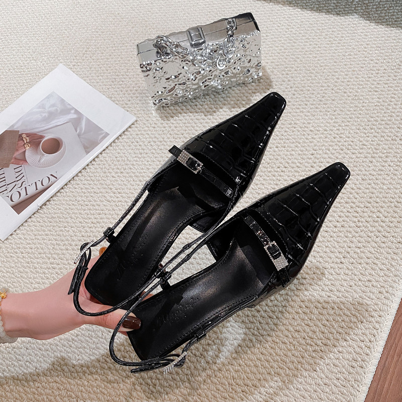 Yang Shulin's Same Style 2026 New Black Crocodile Pattern Pointed Toe Stiletto High Heel Sandals with Rhinestone Strap