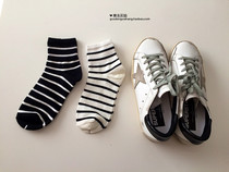 Korean socks cotton black and white stripes Classic four seasons can be worn without heel bag feet feel 36-39 feet