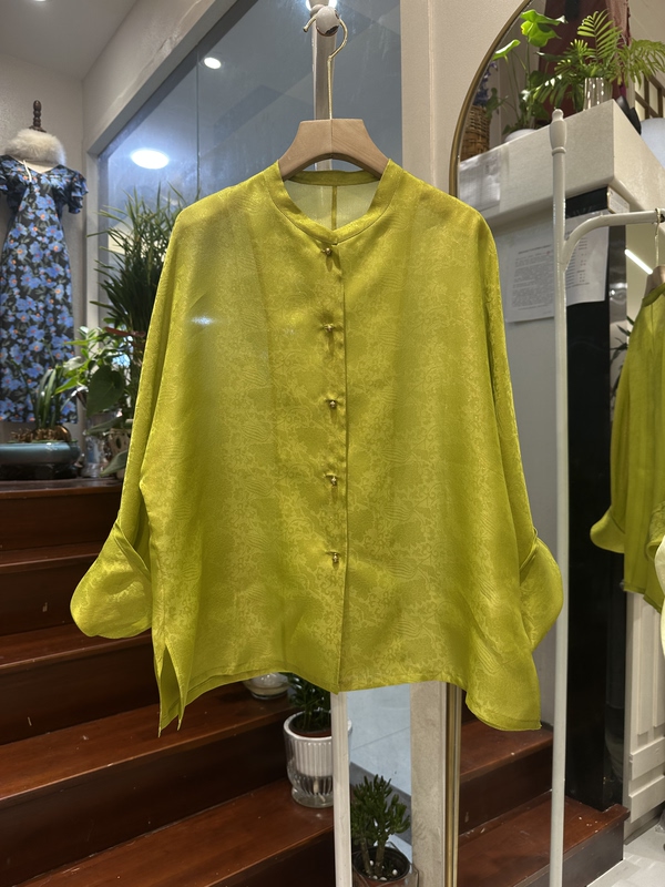 European Station 2026 Summer Stand Collar Women's Long Sleeve Single-Breasted Silk Cardigan Versatile Top Trend 26189