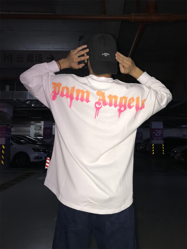 Pure Cotton Long-Sleeved T-Shirt for Men and Women, Couple Wear, Palm Angels with Colorful Lettering Printed on the Back, Drop Shoulder Top Pure Cotton Long-Sleeved T-Shirt for Men and Women, Couple Wear, Palm Angels with Colorful Lettering Printed on the Back, Drop Shoulder Top