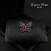 Exquisite compact and elegant butterfly breast needle Water Diamond Han Edition ladys suit shirt pin - needle accessories 623