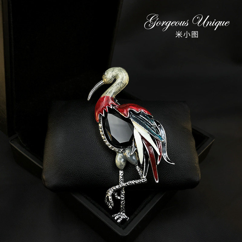 High-grade crane brooch 603