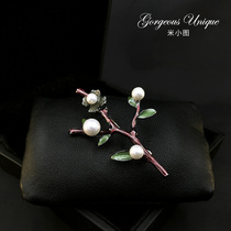 Flowers blooming and fresh plant brooch bras female and female pearl pin upscale sweater accessories 535