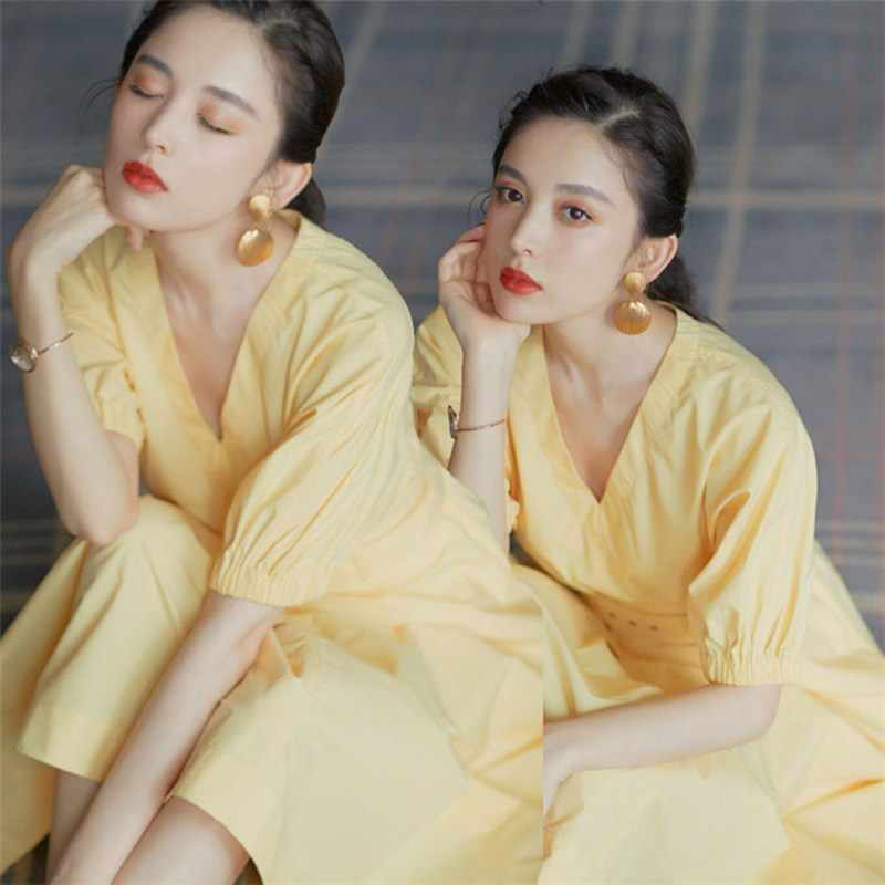 sandro tonali star Gulinaza with the same French puff sleeve dress women's summer new gentle wind