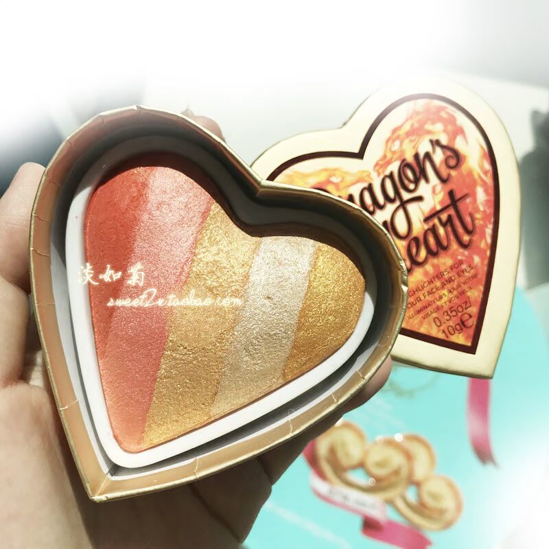 Anh trang điểm cách mạng cầu vồng nổi bật trái tim rồng yêu highlight 3ce