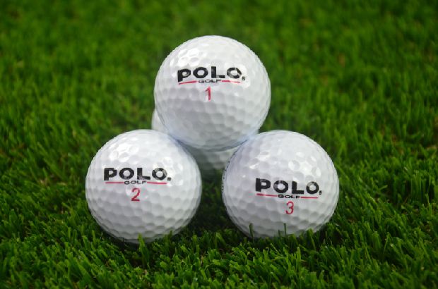 Bóng golf golf ba lớp bóng hoàn toàn mới 	bộ đánh golf trong nhà	