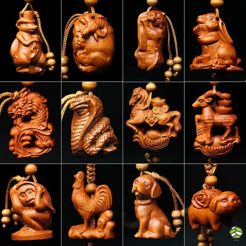 Резная подвеска