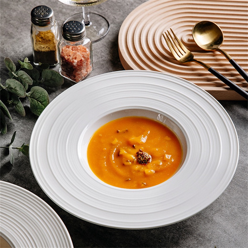 Ceramic straw hat plate Solid color creative deep plate Rice plate European simple pasta plate Restaurant hotel flying disk plate