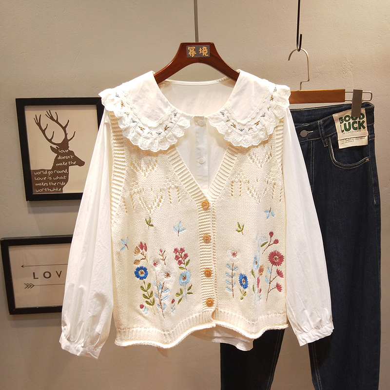Chic Layered Vest, Beige Cotton Vest, Women's Spring and Autumn Loose Sleeveless Vest, Floral Embroidered Knitted Top Chic Layered Vest, Beige Cotton Vest, Women's Spring and Autumn Loose Sleeveless Vest, Floral Embroidered Knitted Top