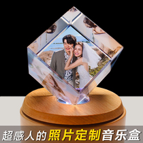 Chinese Valentines Day Valentines Day gift crystal ball diy music box wedding gift to send new girlfriends creative wedding wife