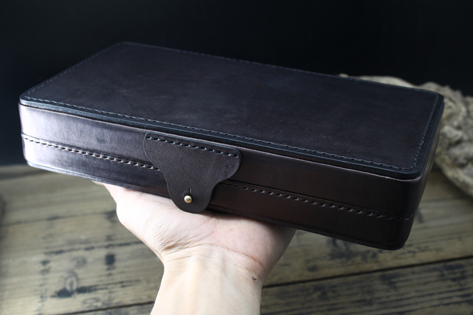 Pastoral hand-customized vegetable tanned first layer cowhide solid color European and American cosmetic tool box leather cosmetic pencil case beauty bag