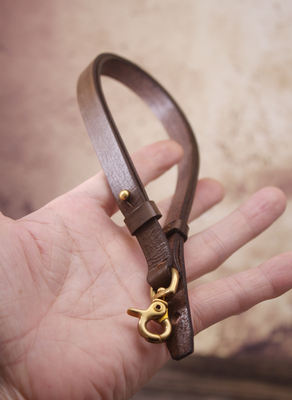 Vegetable-tanned cowhide genuine leather hand-held bag, camera strap, multi-functional adjustable length, wrist strap, shoulder strap, switchable dual-purpose strap