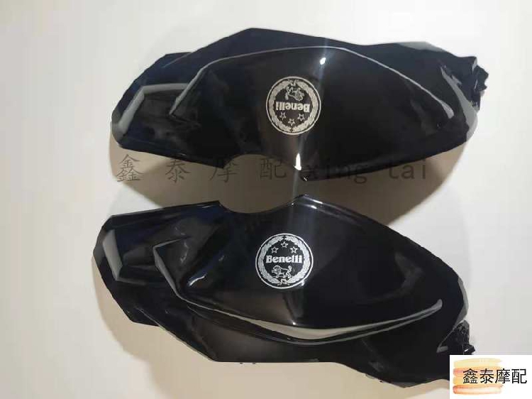 Money Jiang New Hurricane 302R BJ300GS-C Oil Tank Left Right Guard Plate Decorated Board Original Factory Accessories