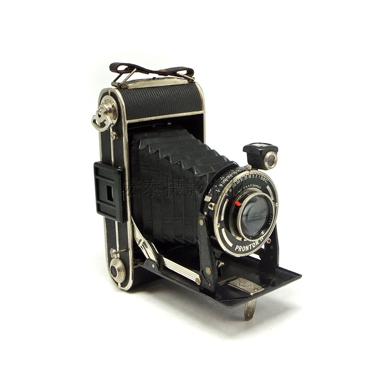 The German Rhodun Sde Rodenstock organist camera uses a 120-glue roll of 6X9 sheet web